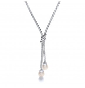 Missy Pearl Necklace