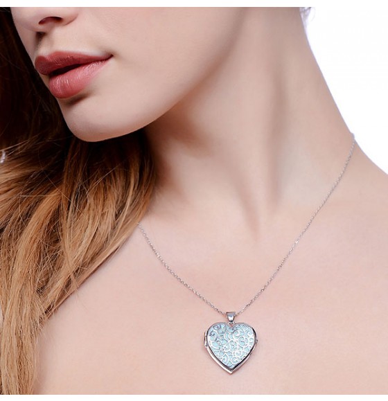 Alice Heart Blue Locket